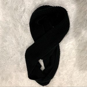 Infinity scarf